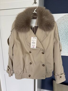 NWT Zara Short Trench